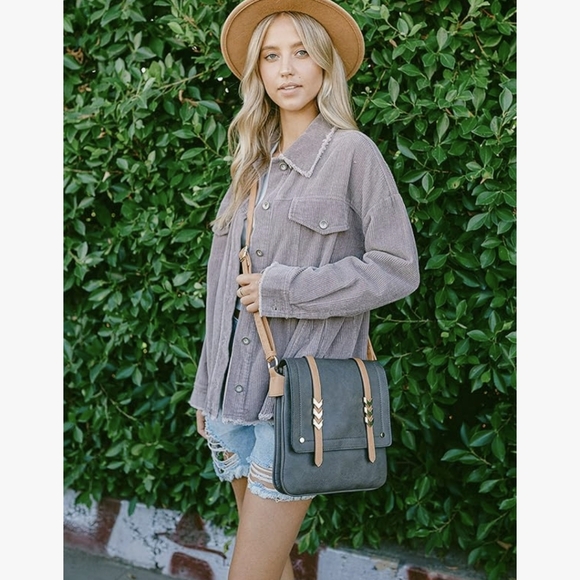 Purse - Picture 6 of 8